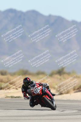 media/Oct-05-2025-CVMA (Sun) [[beeef4f201]]/Race 9-The Shootout/